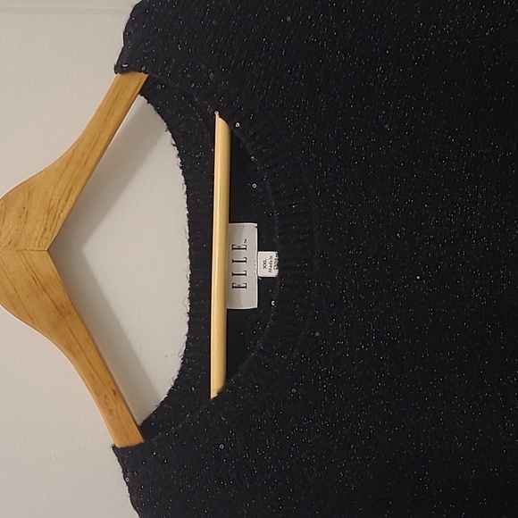 ELLE Black Sweater with Wide Bell like Sleeves and Pink Sparkle. - Picture 2 of 9